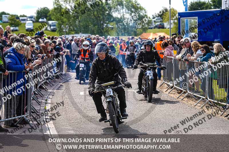 Vintage motorcycle club;eventdigitalimages;no limits trackdays;peter wileman photography;vintage motocycles;vmcc banbury run photographs